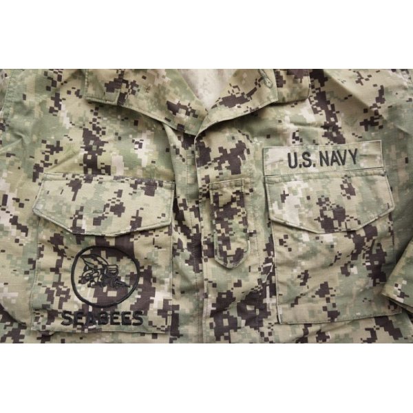 米軍・米海軍SEABEES刺繍入りNWU TYPE3(AOR2)ジャケット - ミリタリー