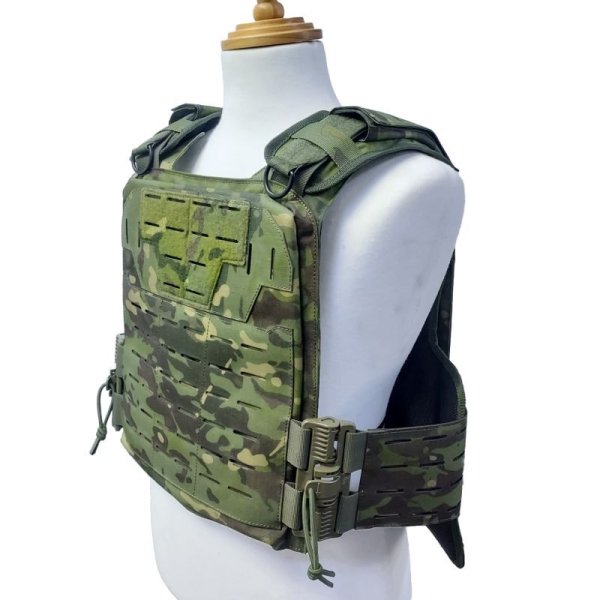 画像3: LMG BFGプレートキャリアMULTICAM TROPIC迷彩 新品 (3)